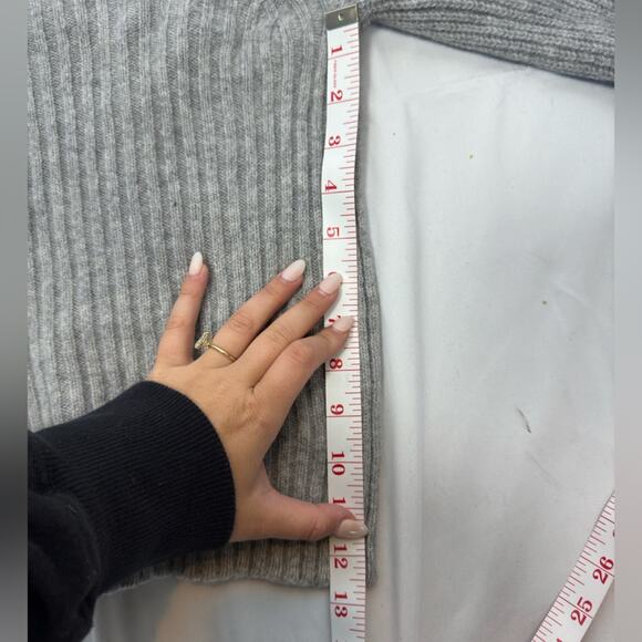 AQUA Balloon Sleeve Grey 100% Cashmere Sweater Size Small - Picture 7 of 8